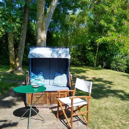 Holiday home Klaras Huuske *